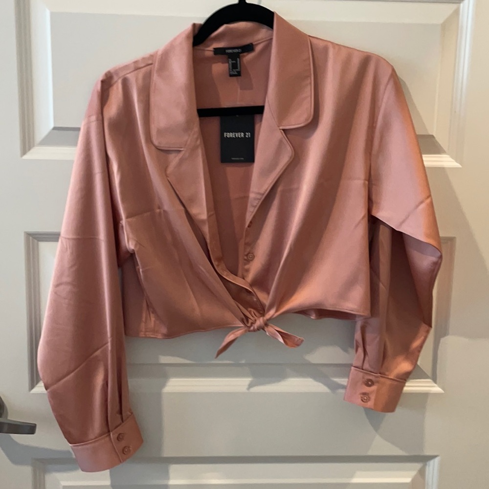 FOREVER21 ROSE PINK CROP BLOUSE